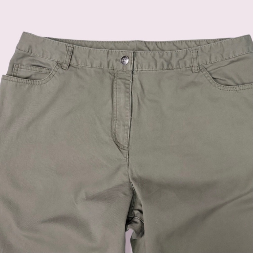 Straight leg chinos